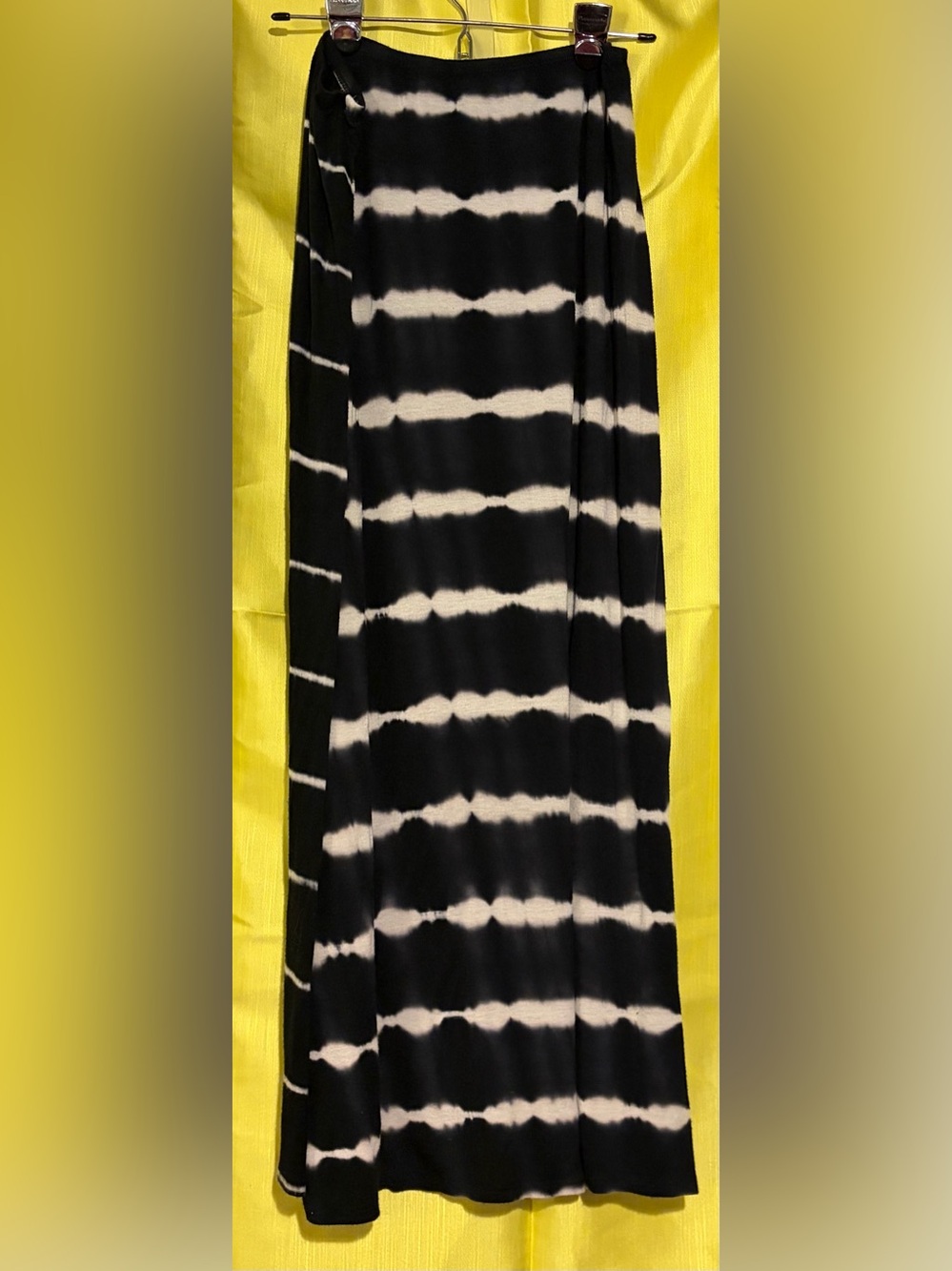 Black and Cream Tie-Dye Maxi Skirt